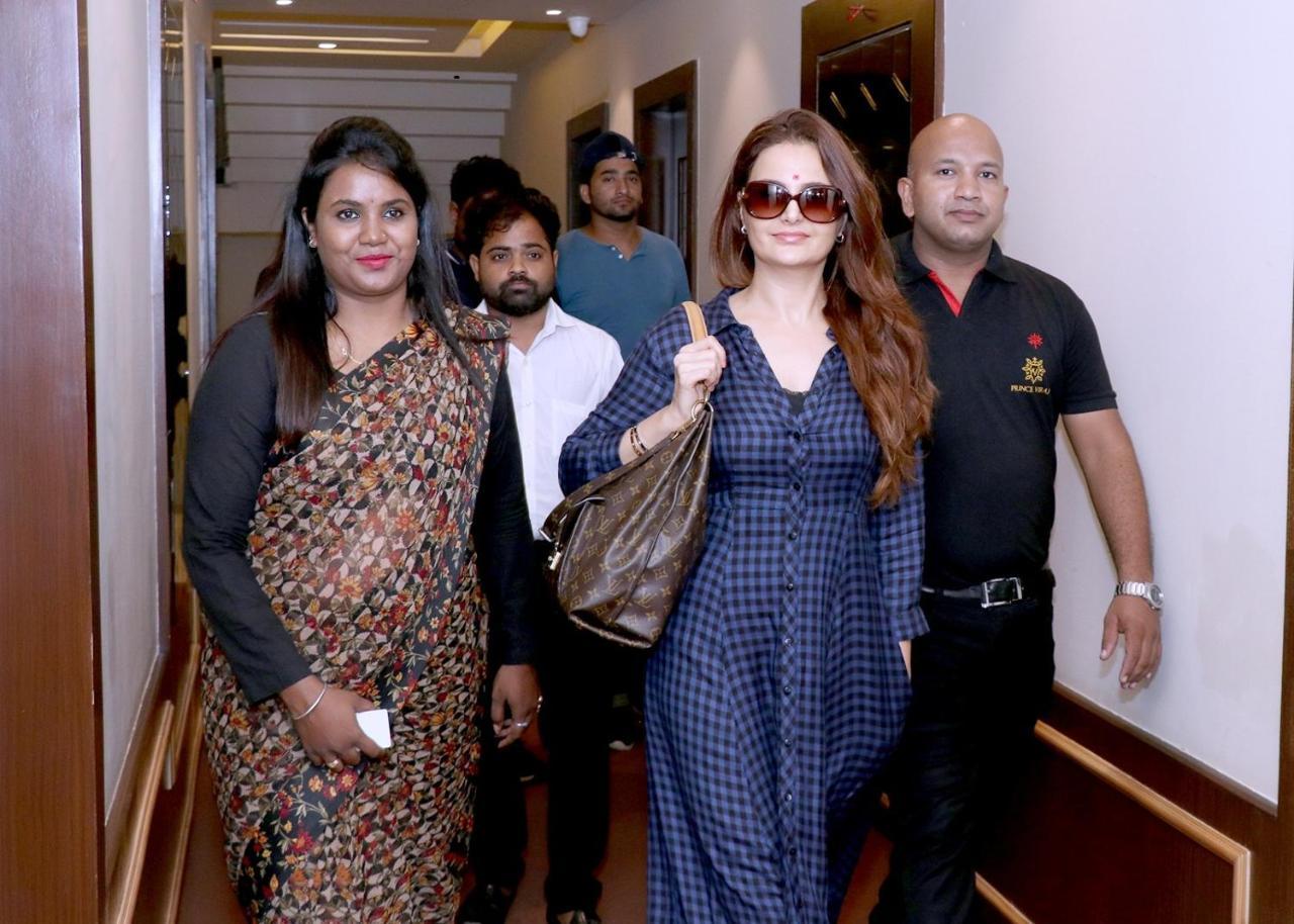 Hotel Prince Viraj Jabalpur Luaran gambar