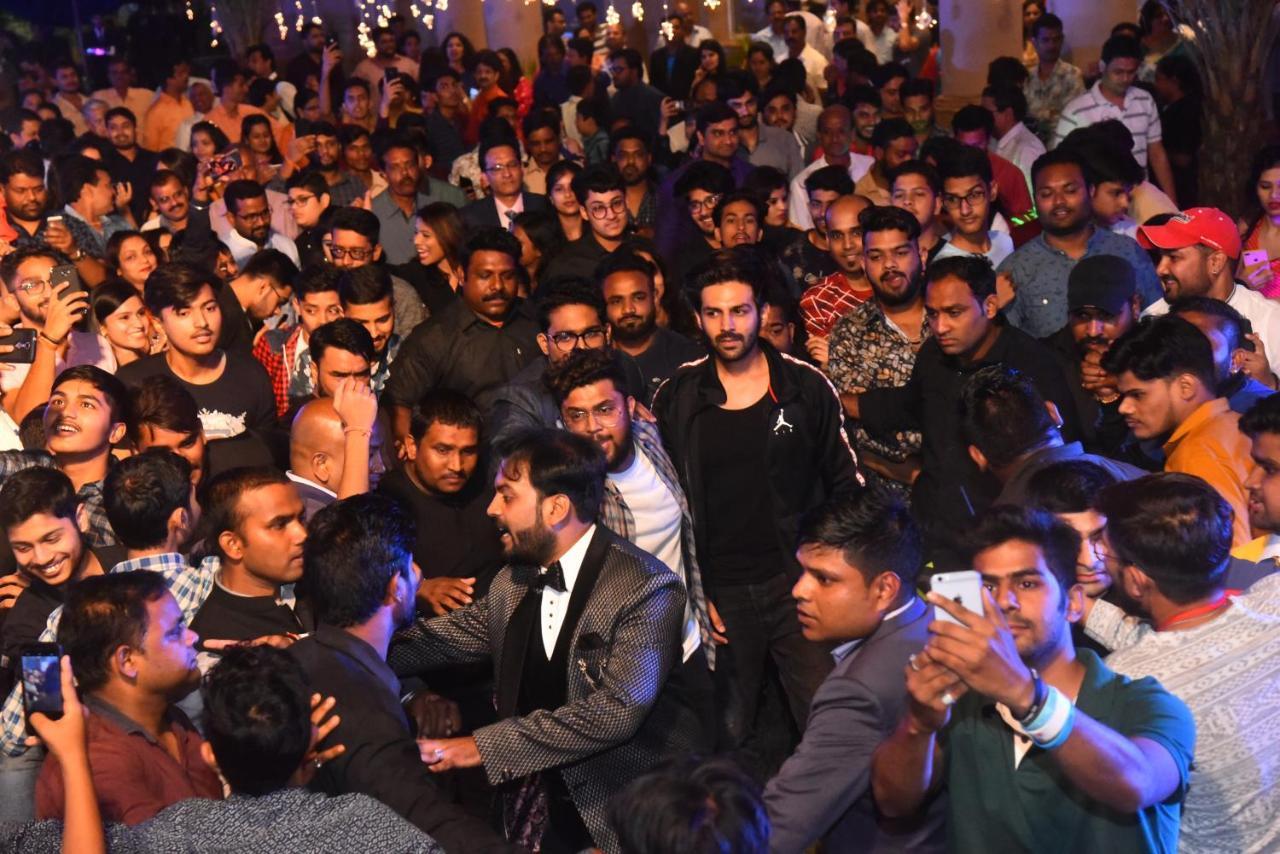 Hotel Prince Viraj Jabalpur Luaran gambar